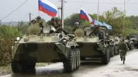 У границы с Украиной Россия накапливает войска и сотни единиц техники